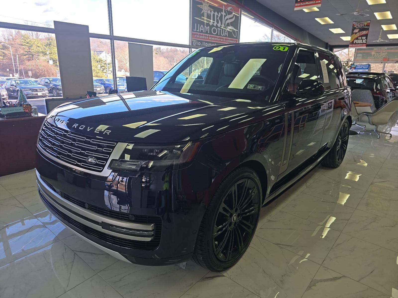 2025 Land Rover Range Rover SE AWD