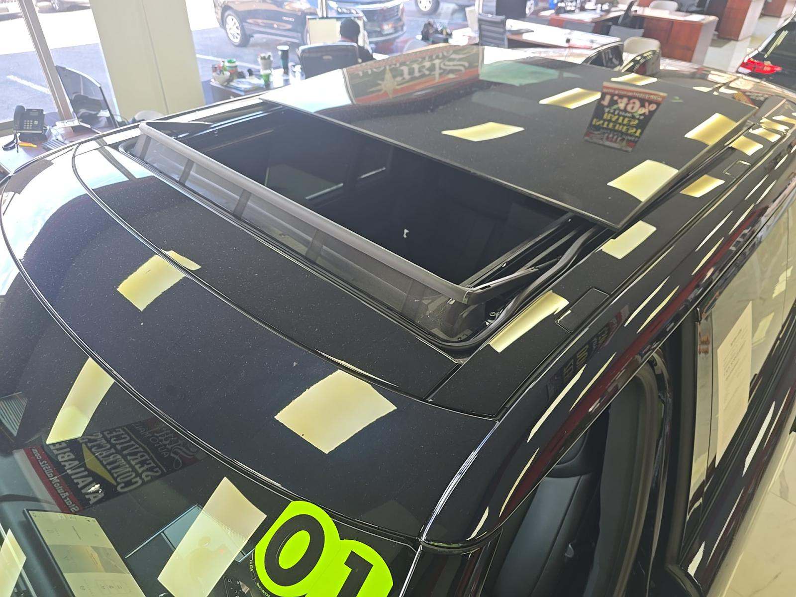 2025 Land Rover Range Rover SE AWD