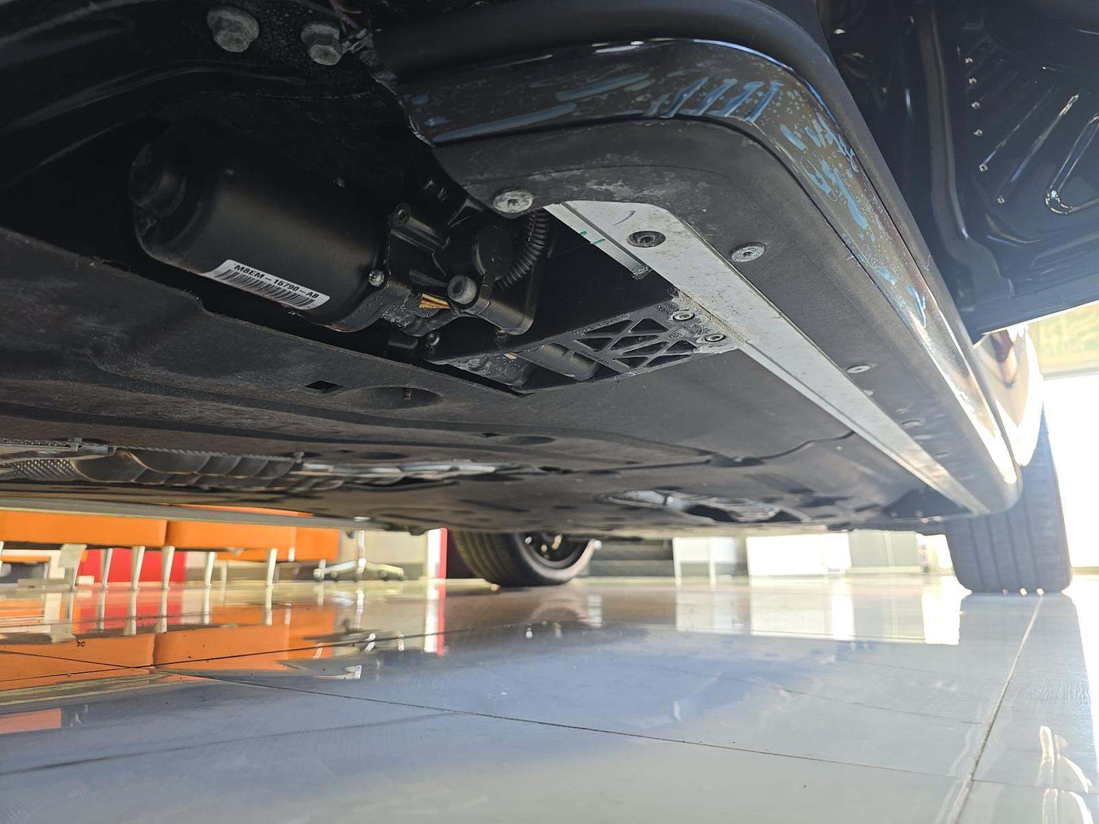 2025 Land Rover Range Rover SE AWD