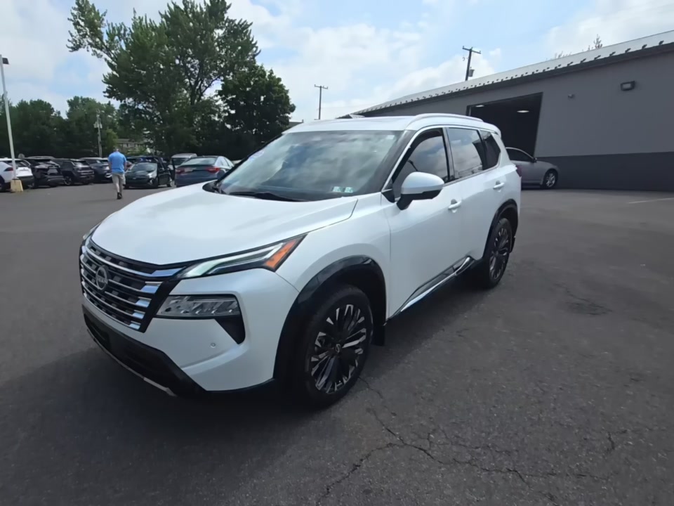 2024 Nissan Rogue Platinum FWD