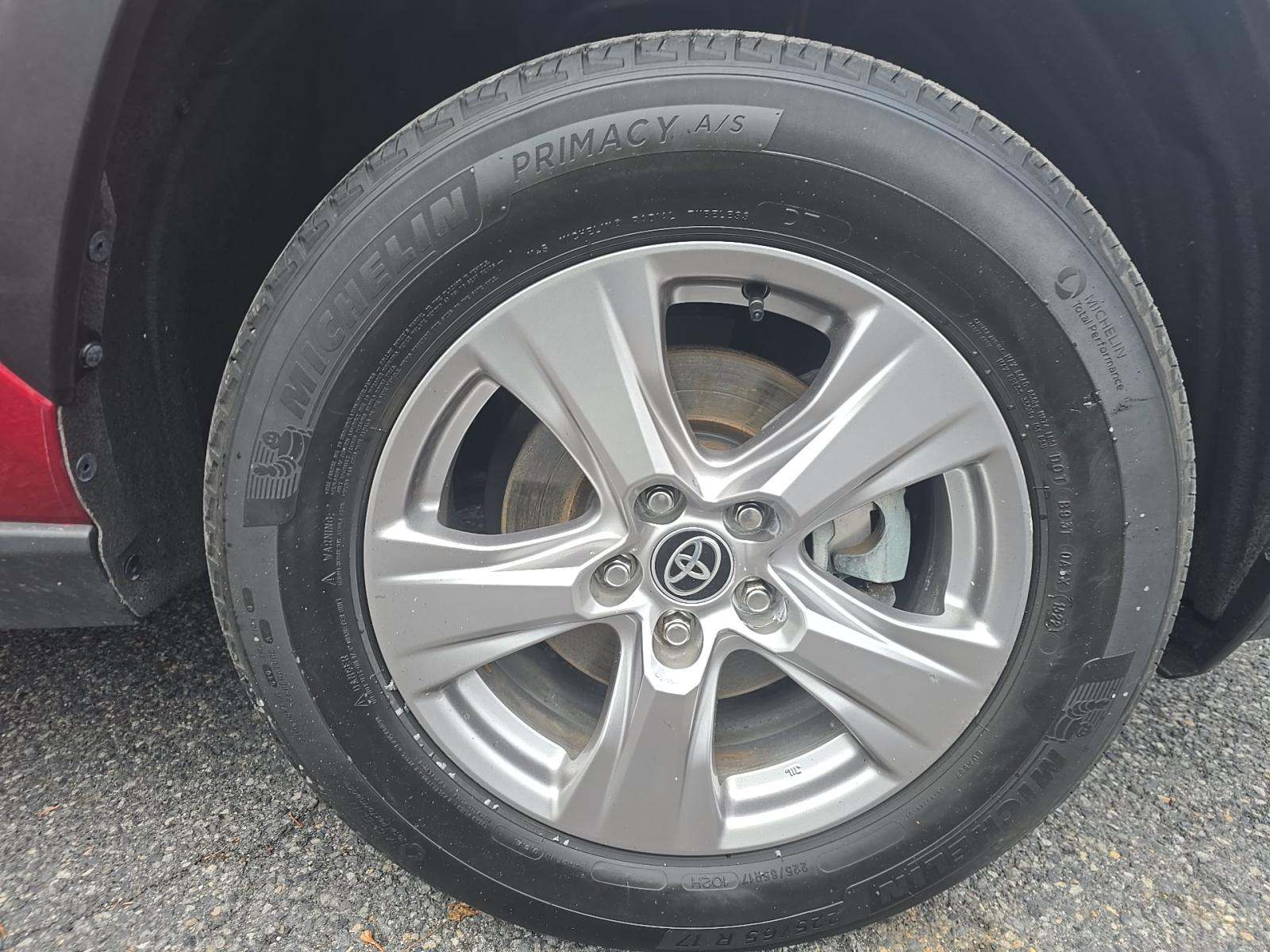 2022 Toyota RAV4 XLE AWD