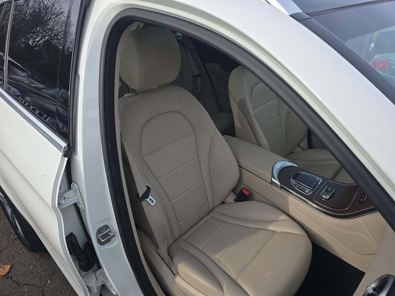 2021 Mercedes-Benz GLC GLC 300 AWD