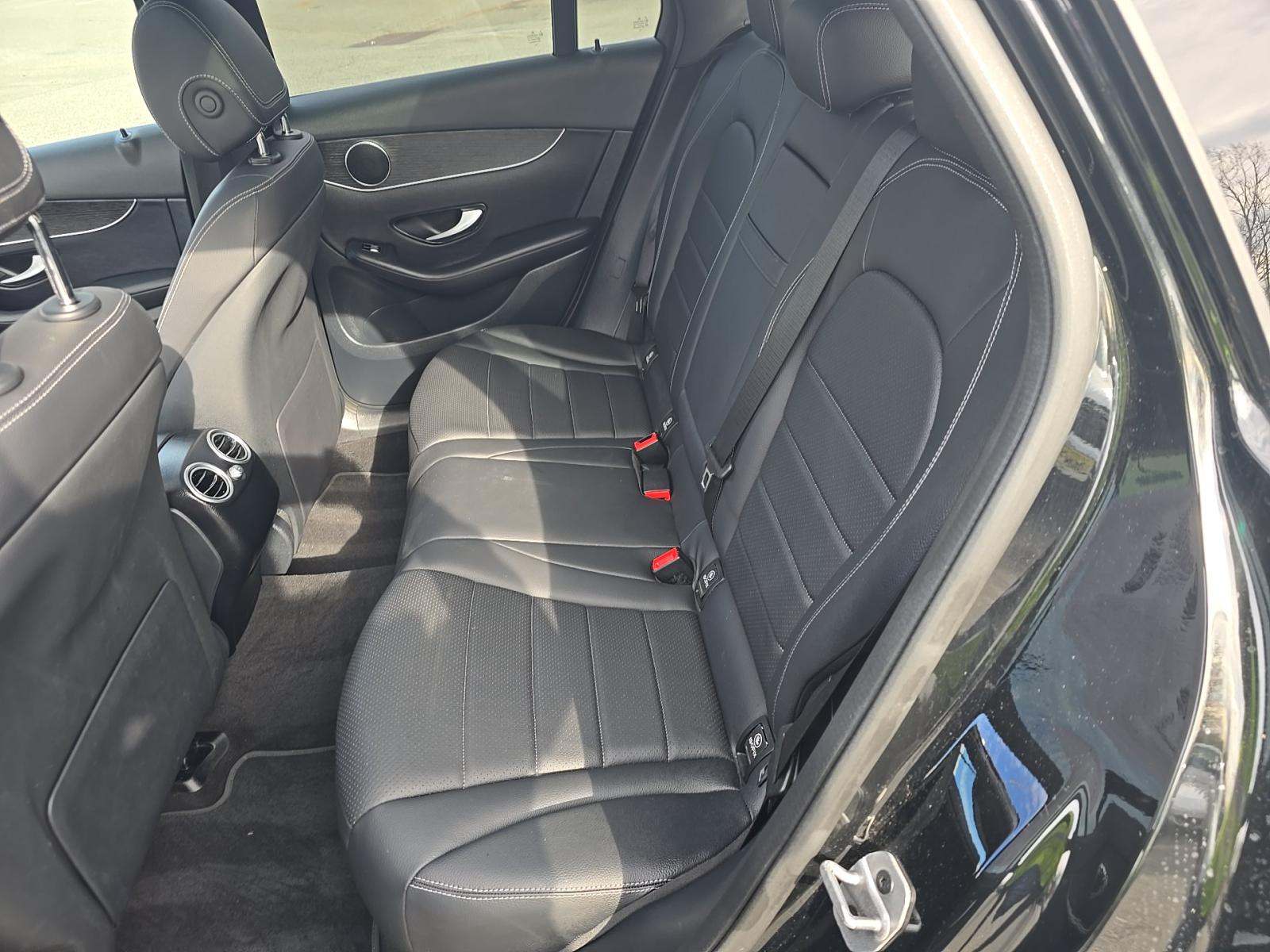 2022 Mercedes-Benz GLC GLC 300 AWD