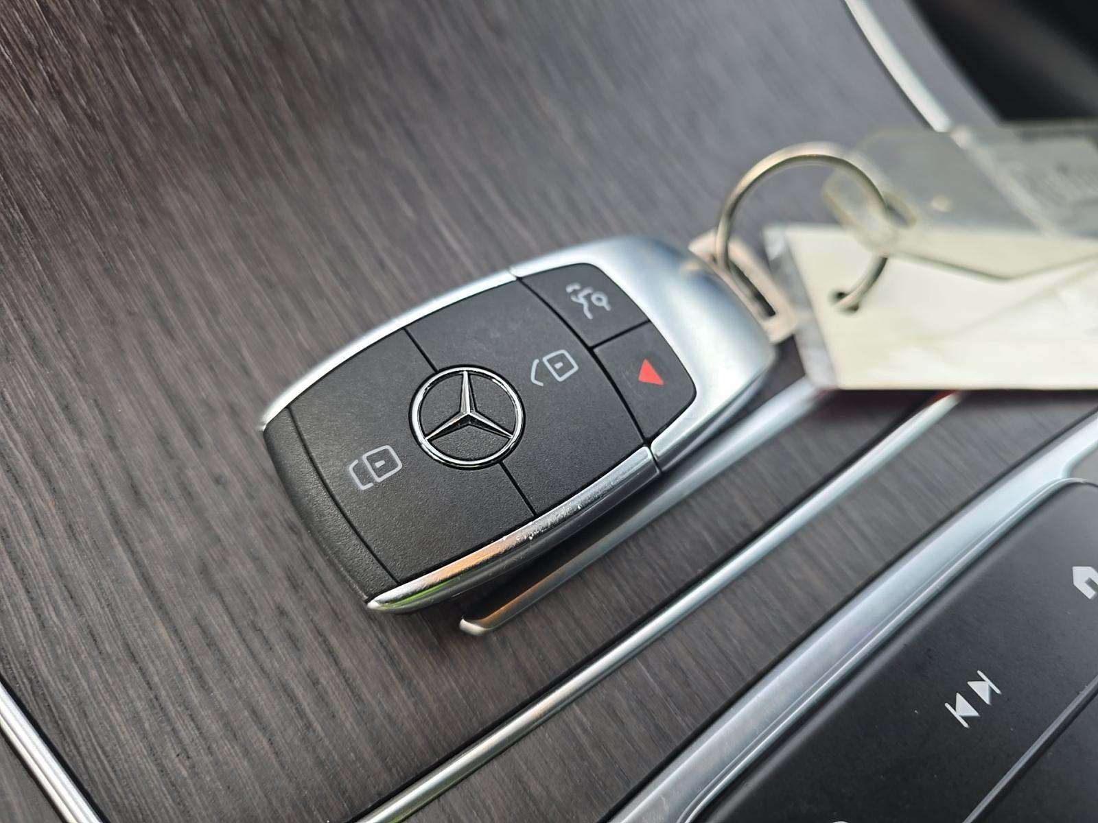 2022 Mercedes-Benz GLC GLC 300 AWD