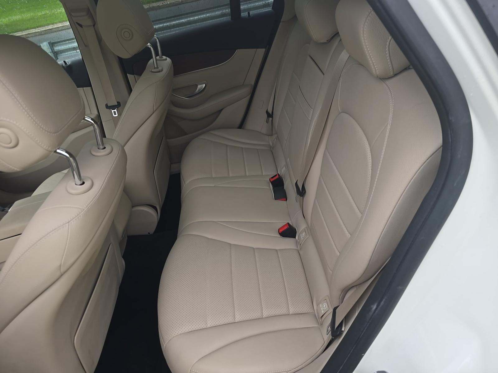 2021 Mercedes-Benz GLC GLC 300 AWD