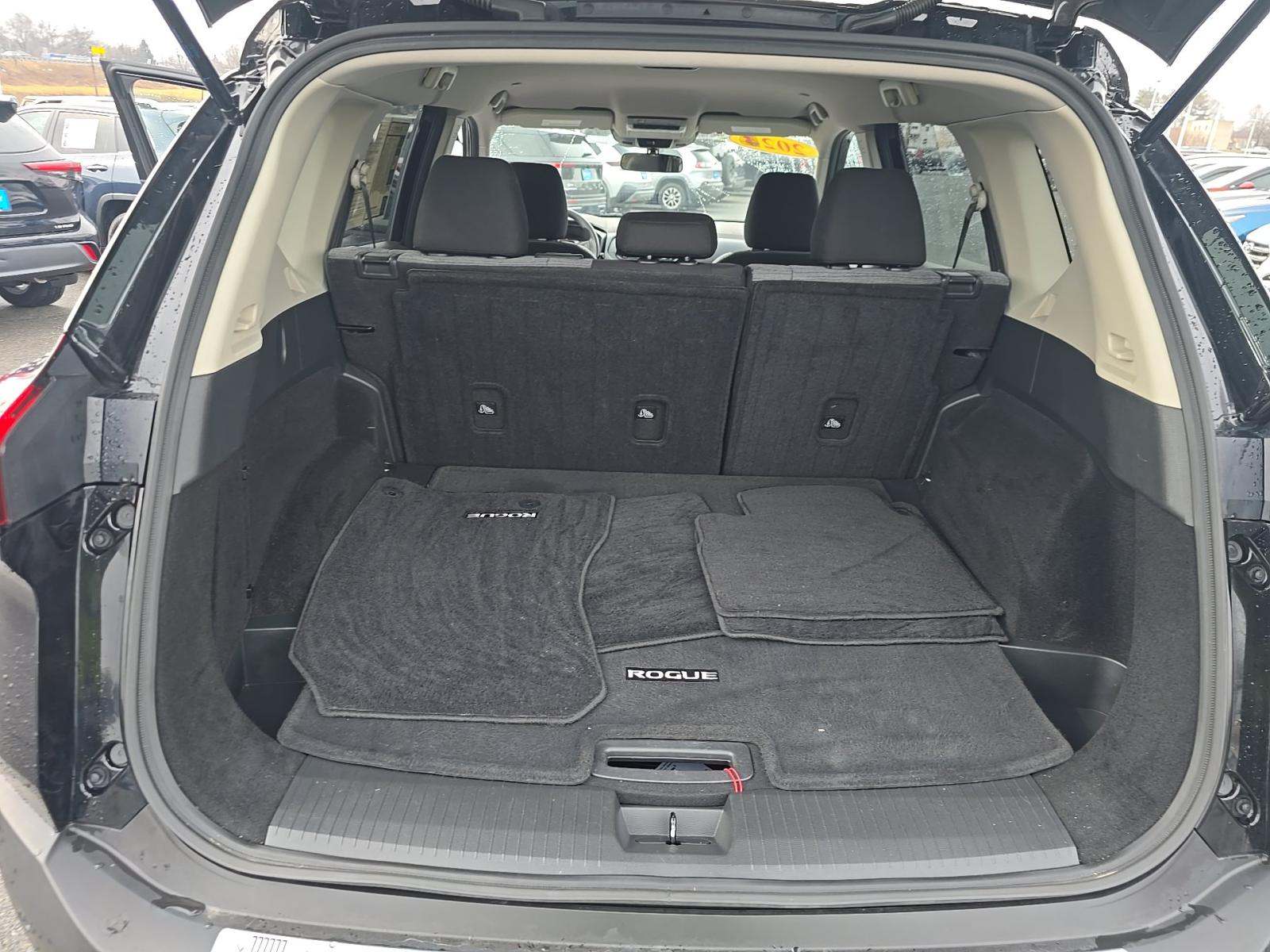 2023 Nissan Rogue SV AWD