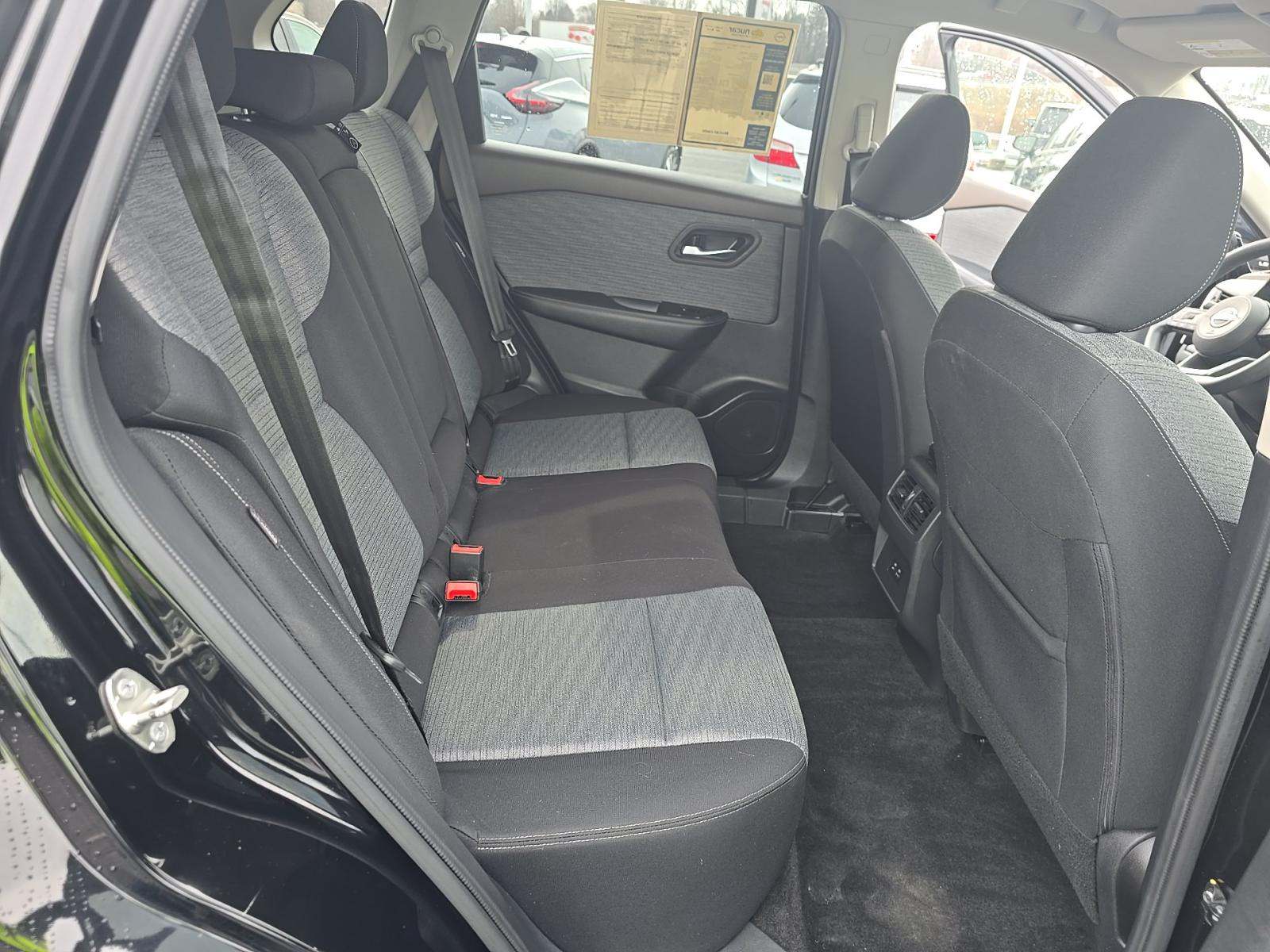 2023 Nissan Rogue SV AWD