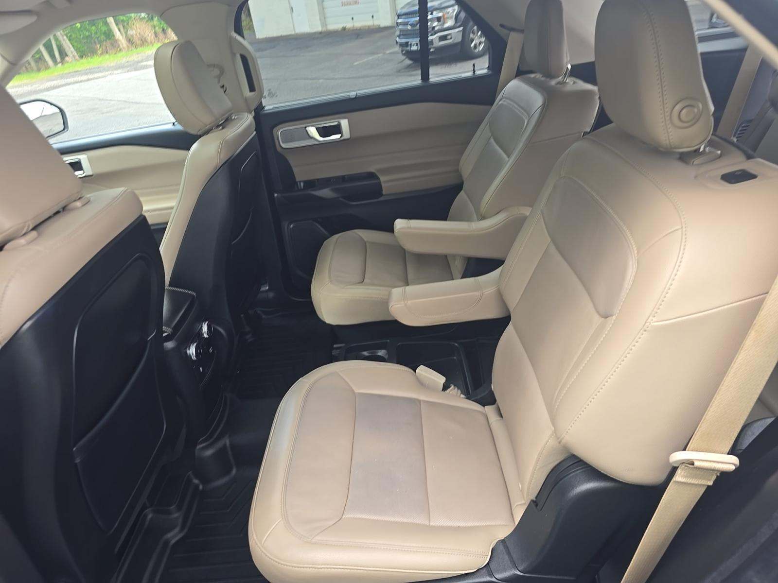 FORD EXPLORER - 9