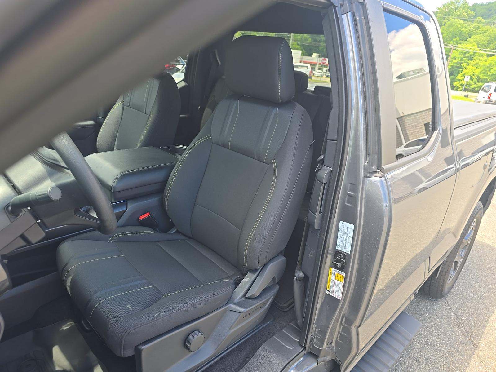 2024 Ford F-150 STX AWD