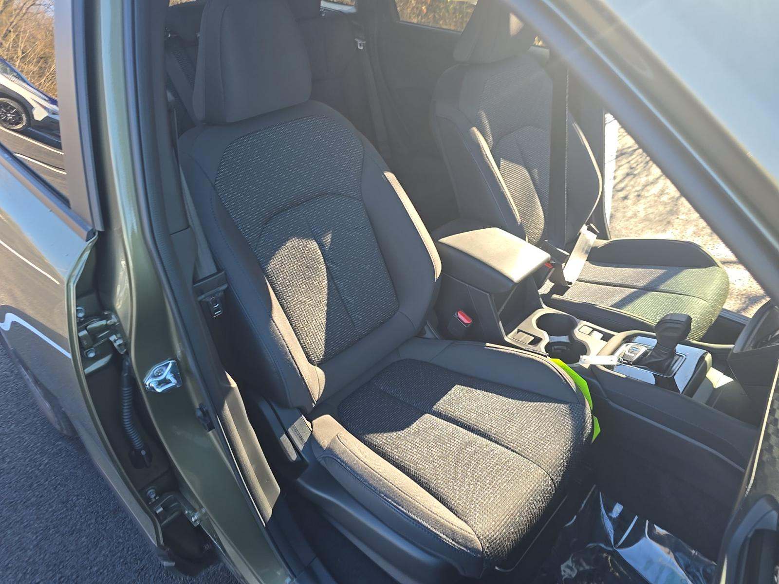 2025 Subaru Forester Premium AWD