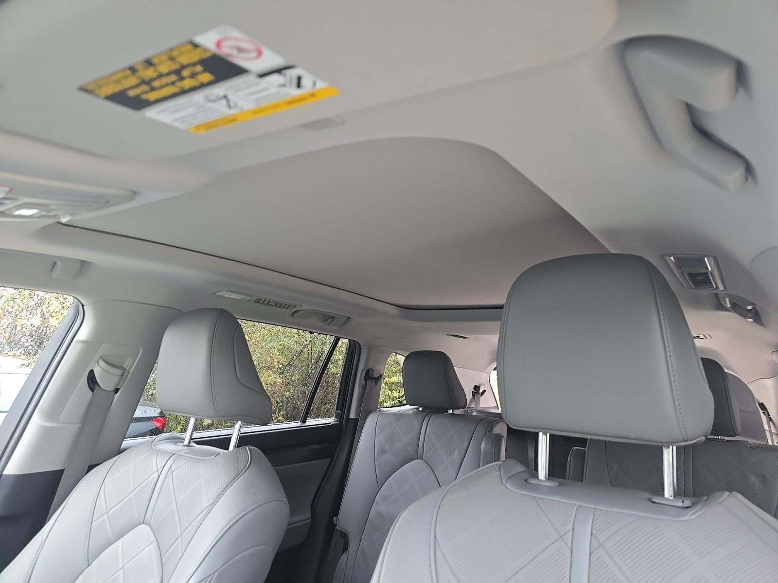 2021 Toyota Highlander Hybrid Platinum AWD