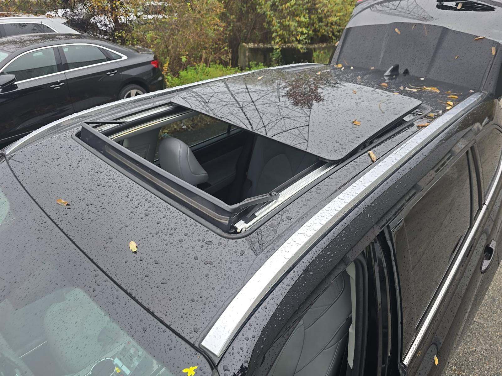 2021 Toyota Highlander Hybrid Platinum AWD