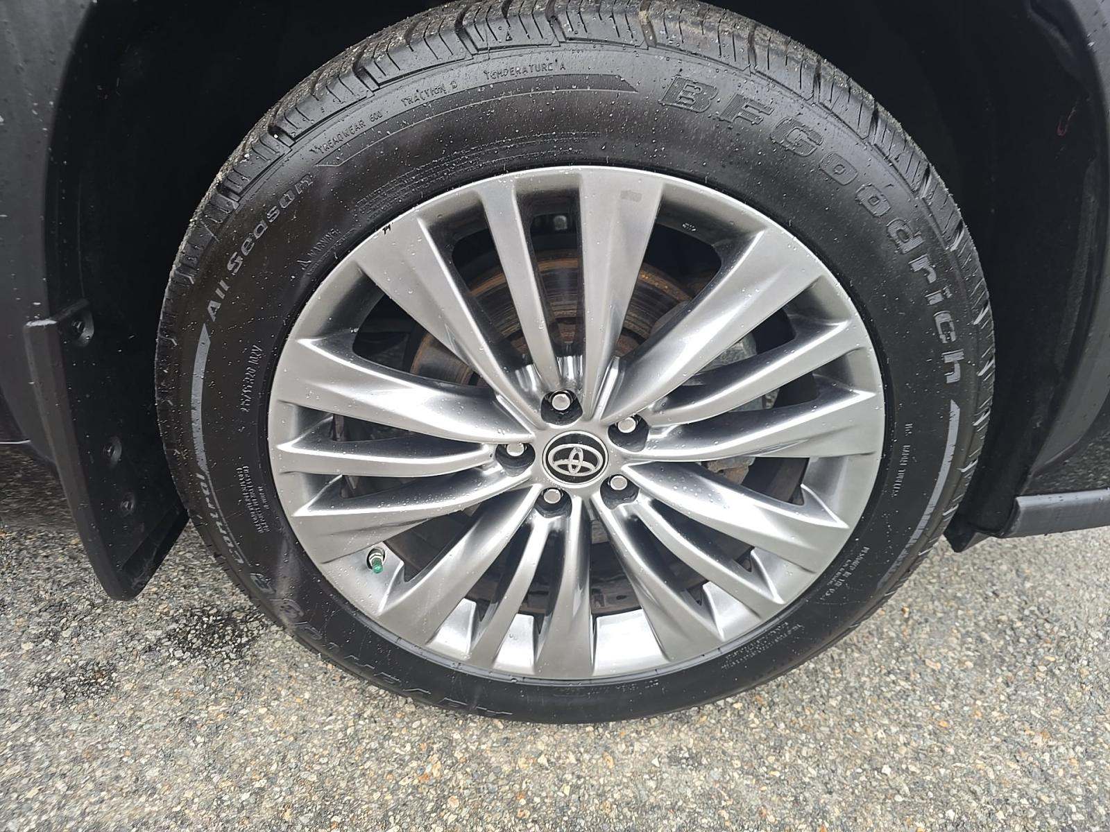 2021 Toyota Highlander Hybrid Platinum AWD