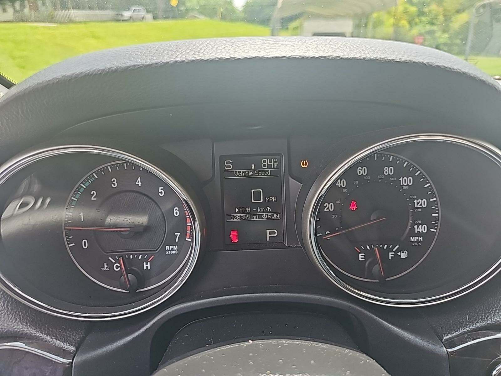 2011 Jeep Grand Cherokee Laredo AWD