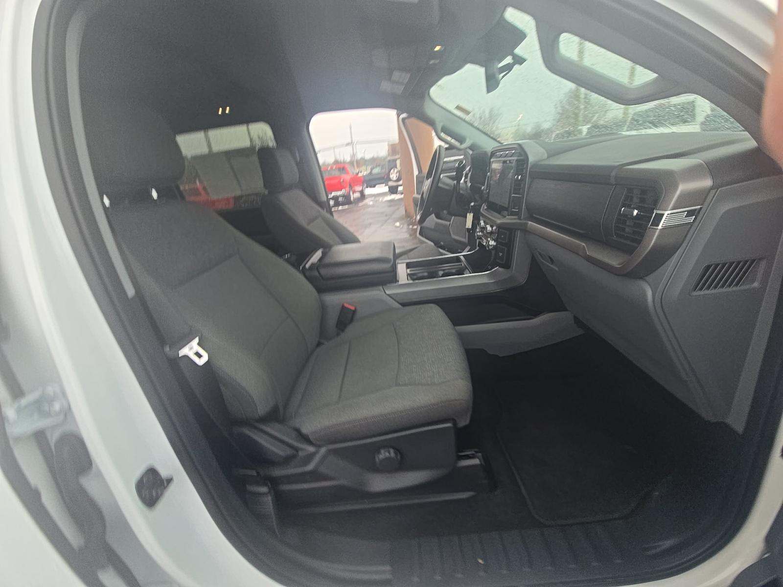 2024 Ford F-150 Hybrid XLT AWD