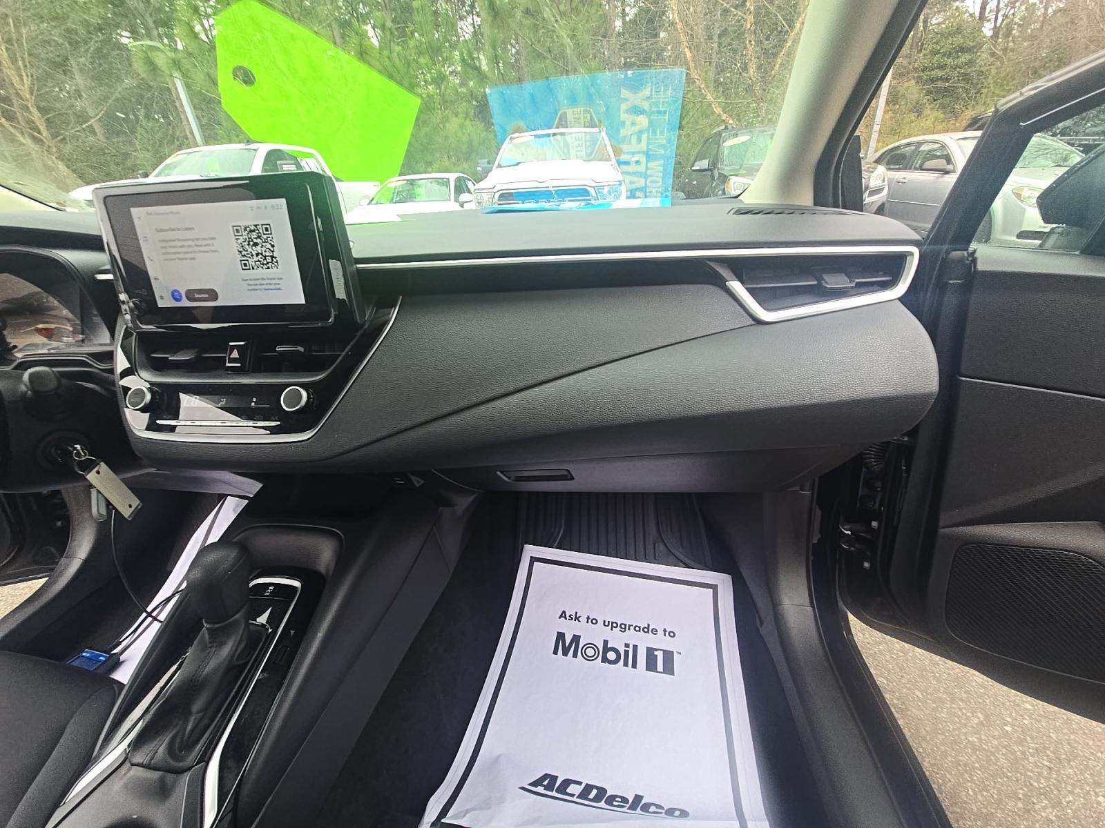 2024 Toyota Corolla LE FWD