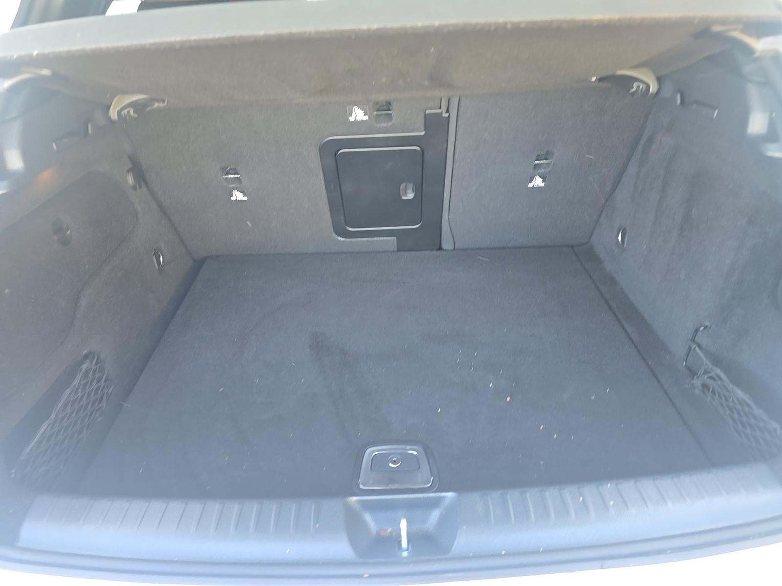 MERCEDES-BENZ GLA-CLASS - 10