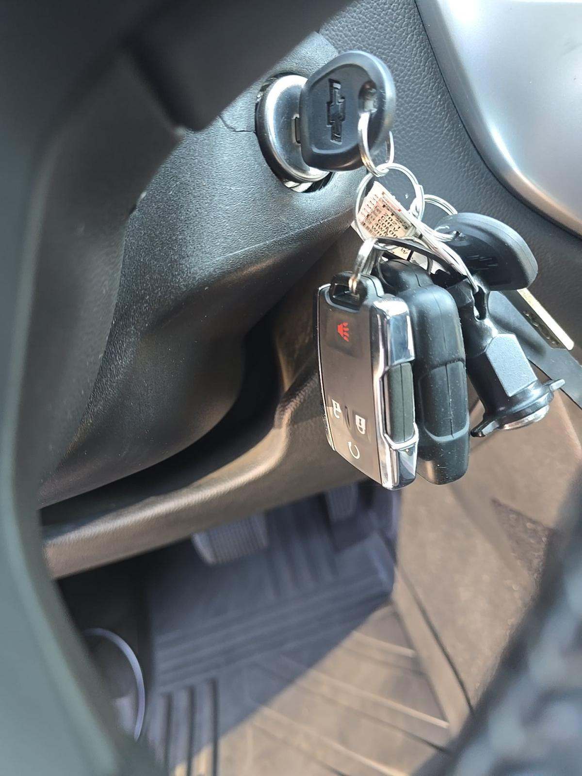 CHEVROLET SILVERADO - 8