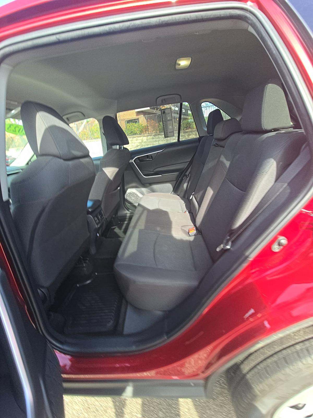 2023 Toyota RAV4 LE AWD