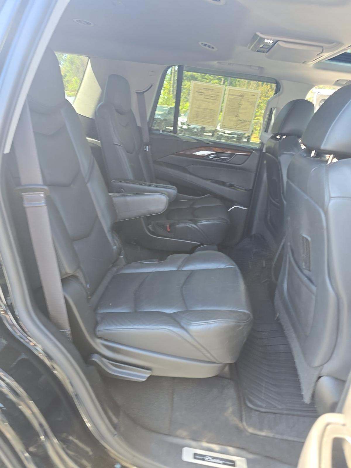2019 Cadillac Escalade Luxury AWD