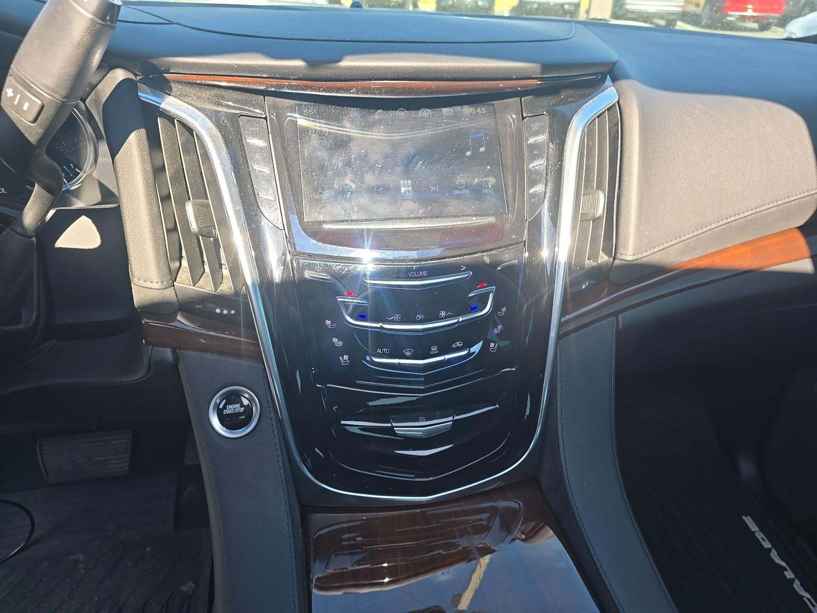 2019 Cadillac Escalade Luxury AWD