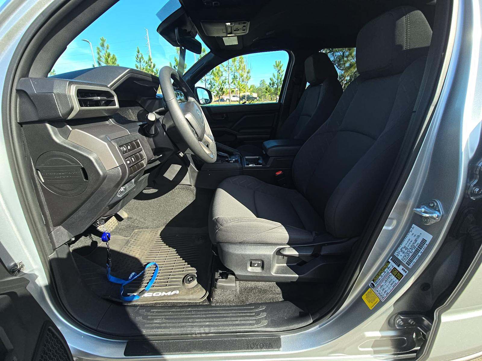 2024 Toyota Tacoma SR5 AWD