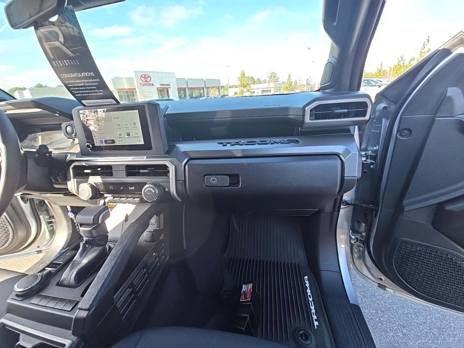 2024 Toyota Tacoma SR5 AWD