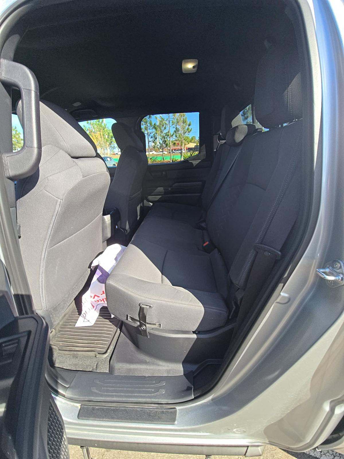 2024 Toyota Tacoma SR5 AWD