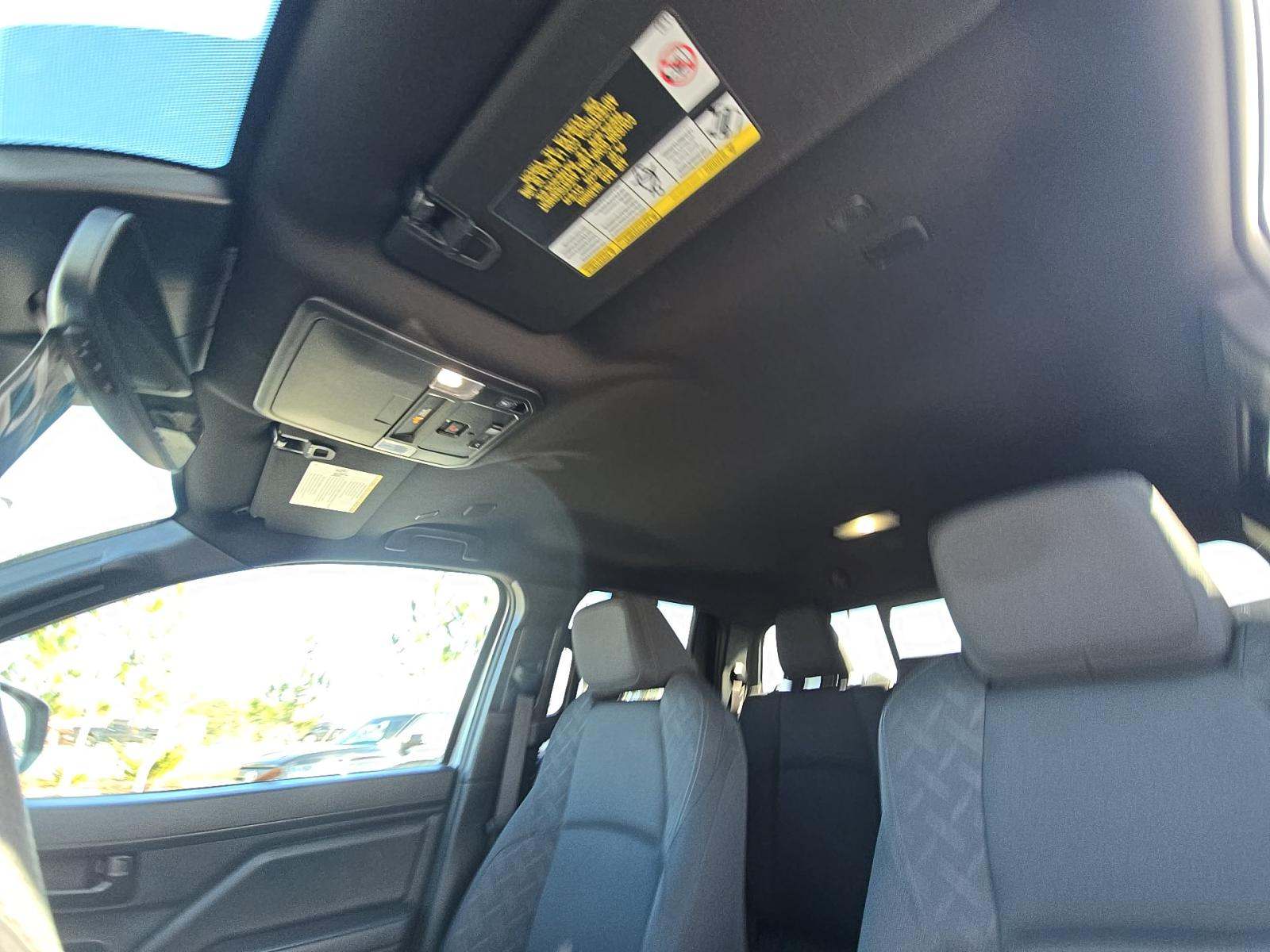 2024 Toyota Tacoma SR5 AWD