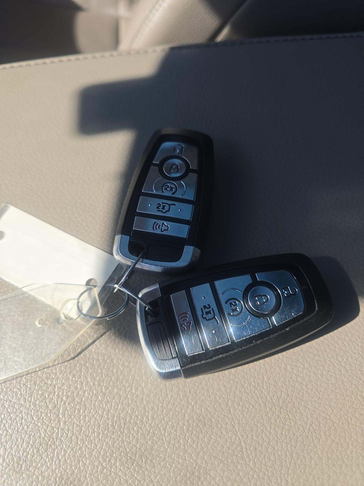 FORD EXPEDITION MAX - 4