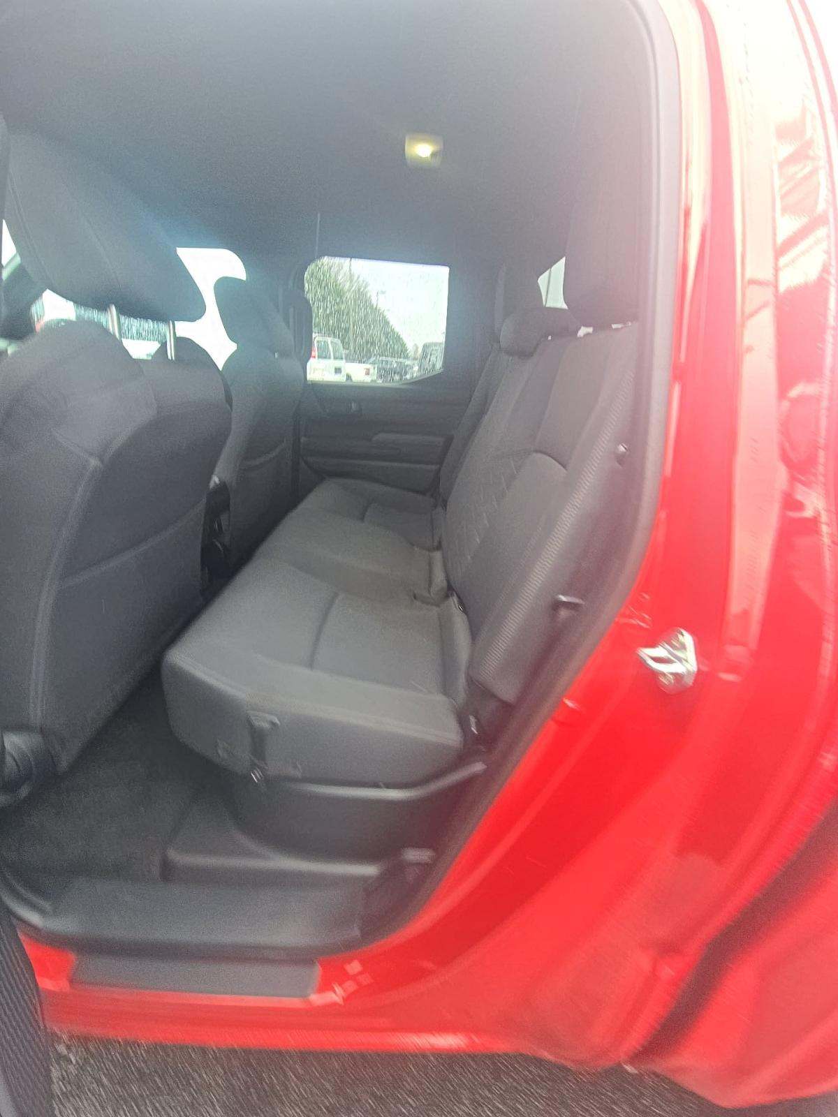 2024 Toyota Tacoma SR5 RWD