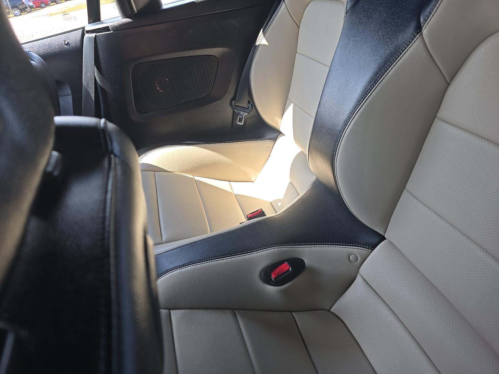 FORD MUSTANG - 9