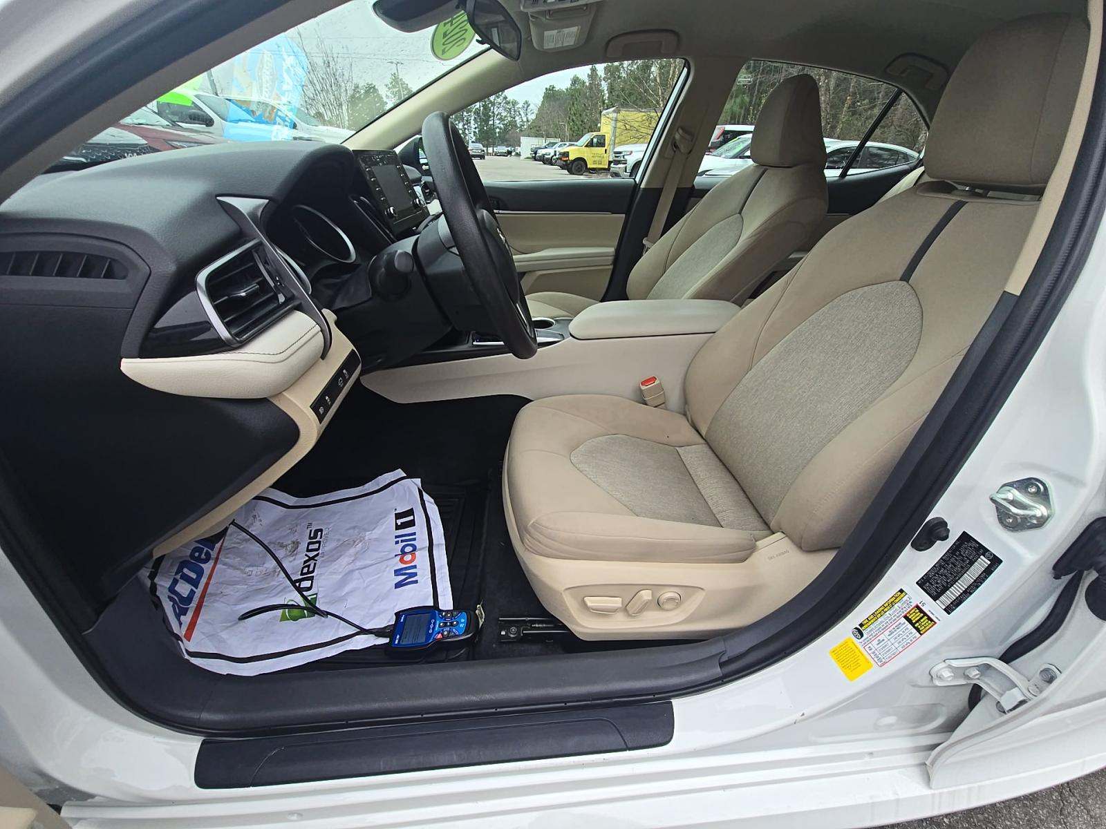 2024 Toyota Camry LE FWD