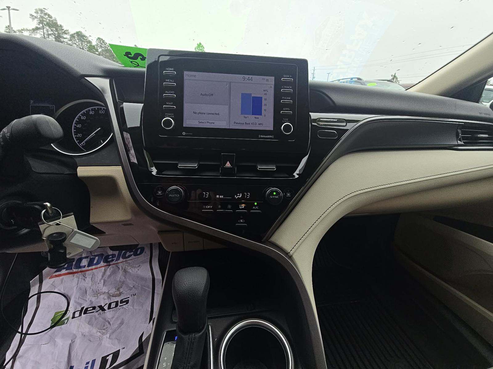 2024 Toyota Camry LE FWD