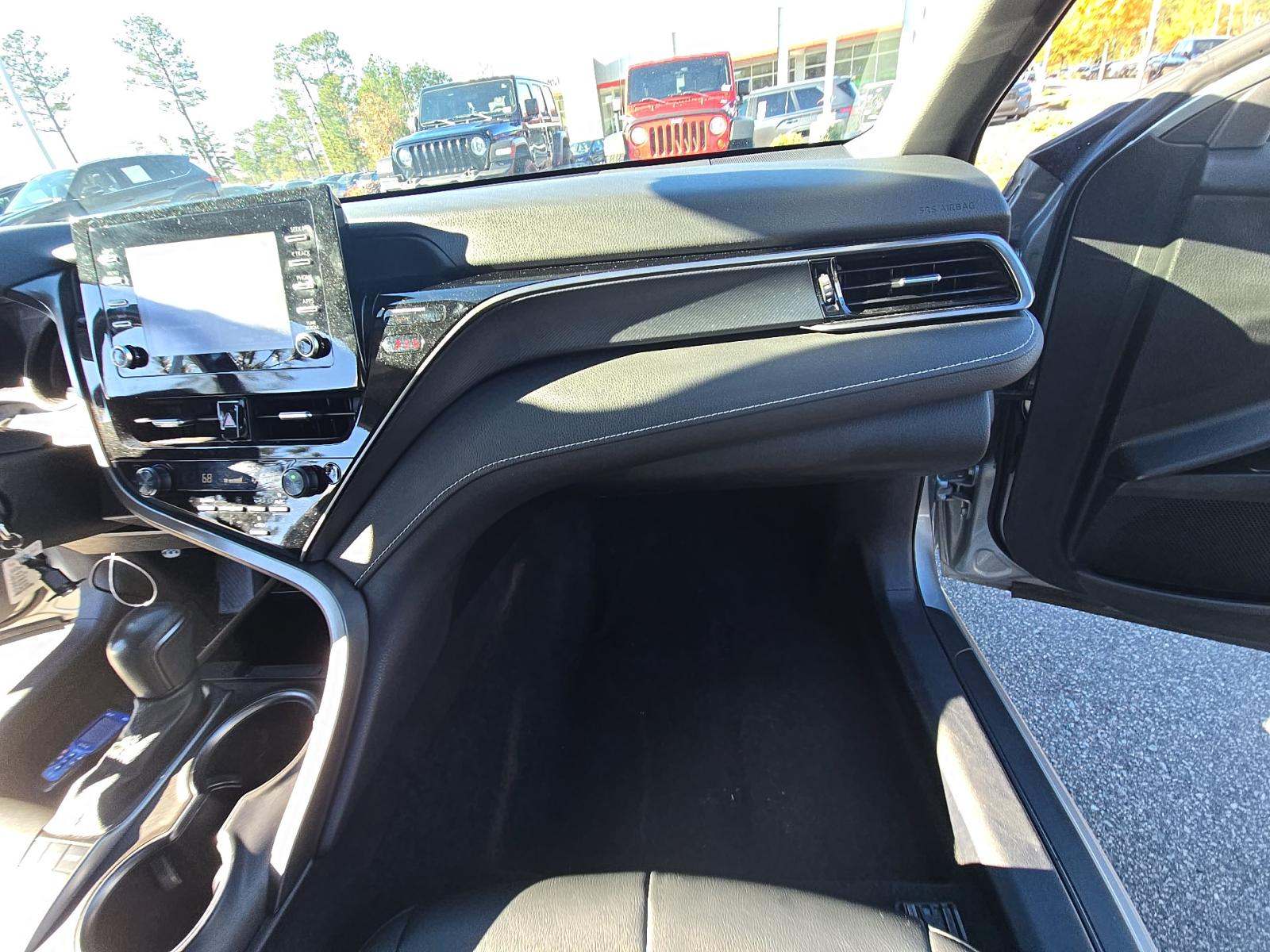 2024 Toyota Camry SE FWD