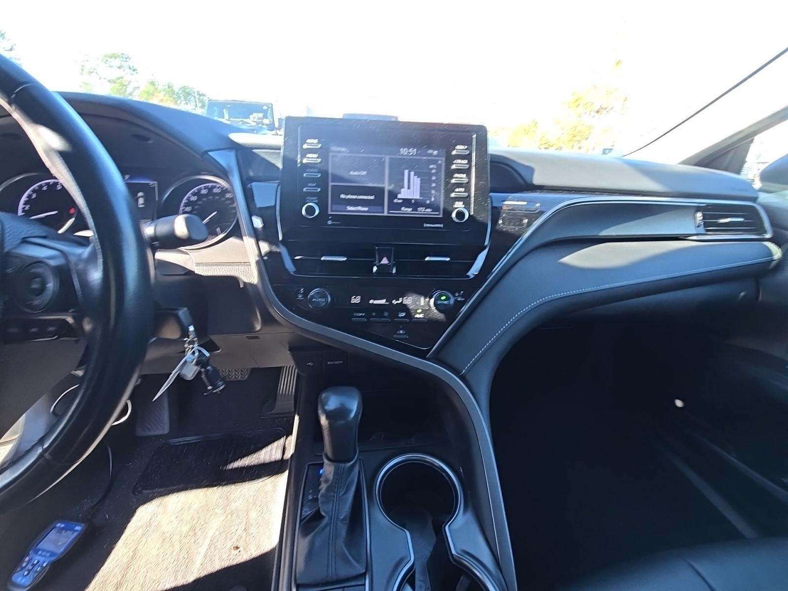 2024 Toyota Camry SE FWD