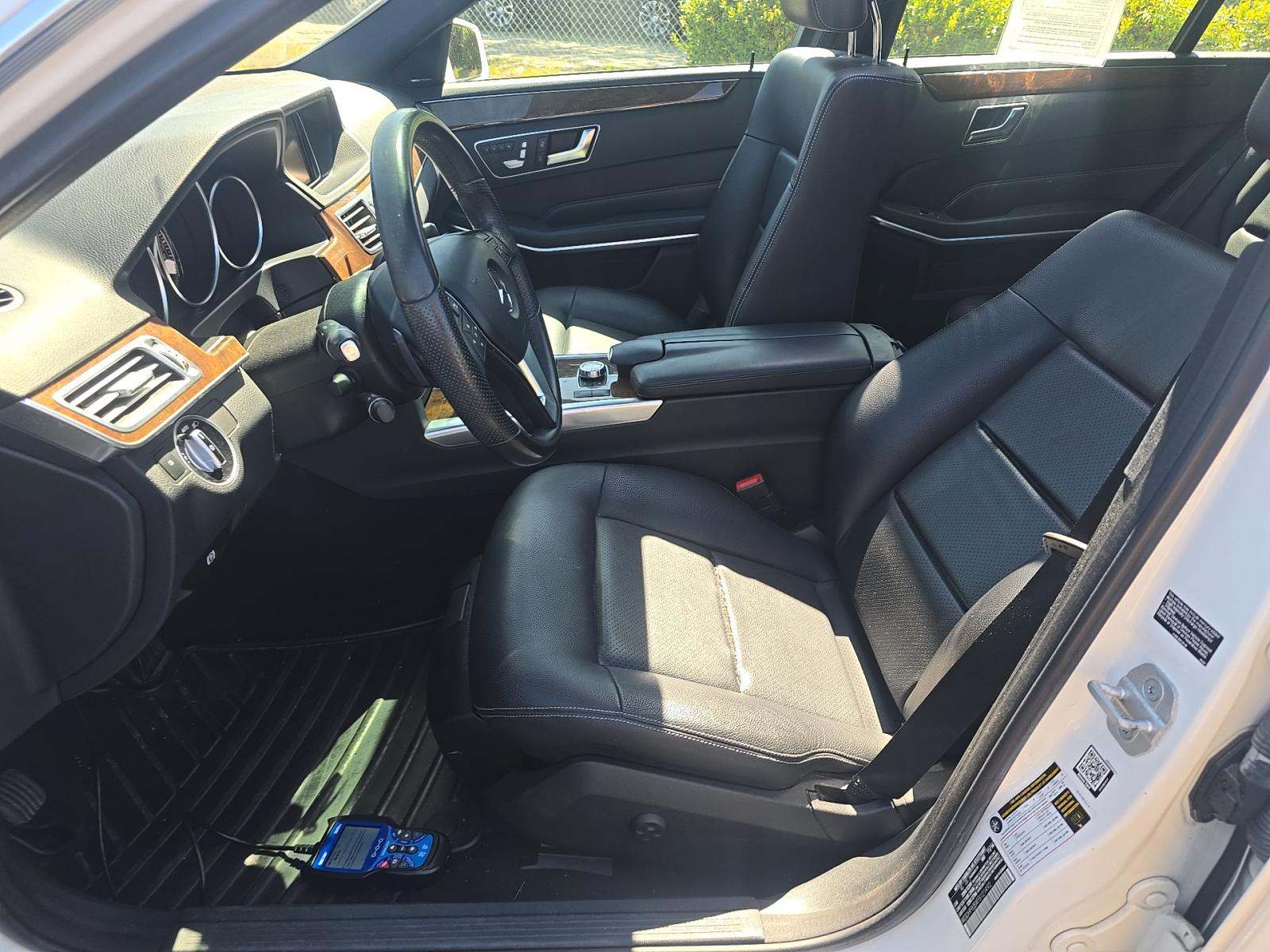 MERCEDES-BENZ E-CLASS - 2