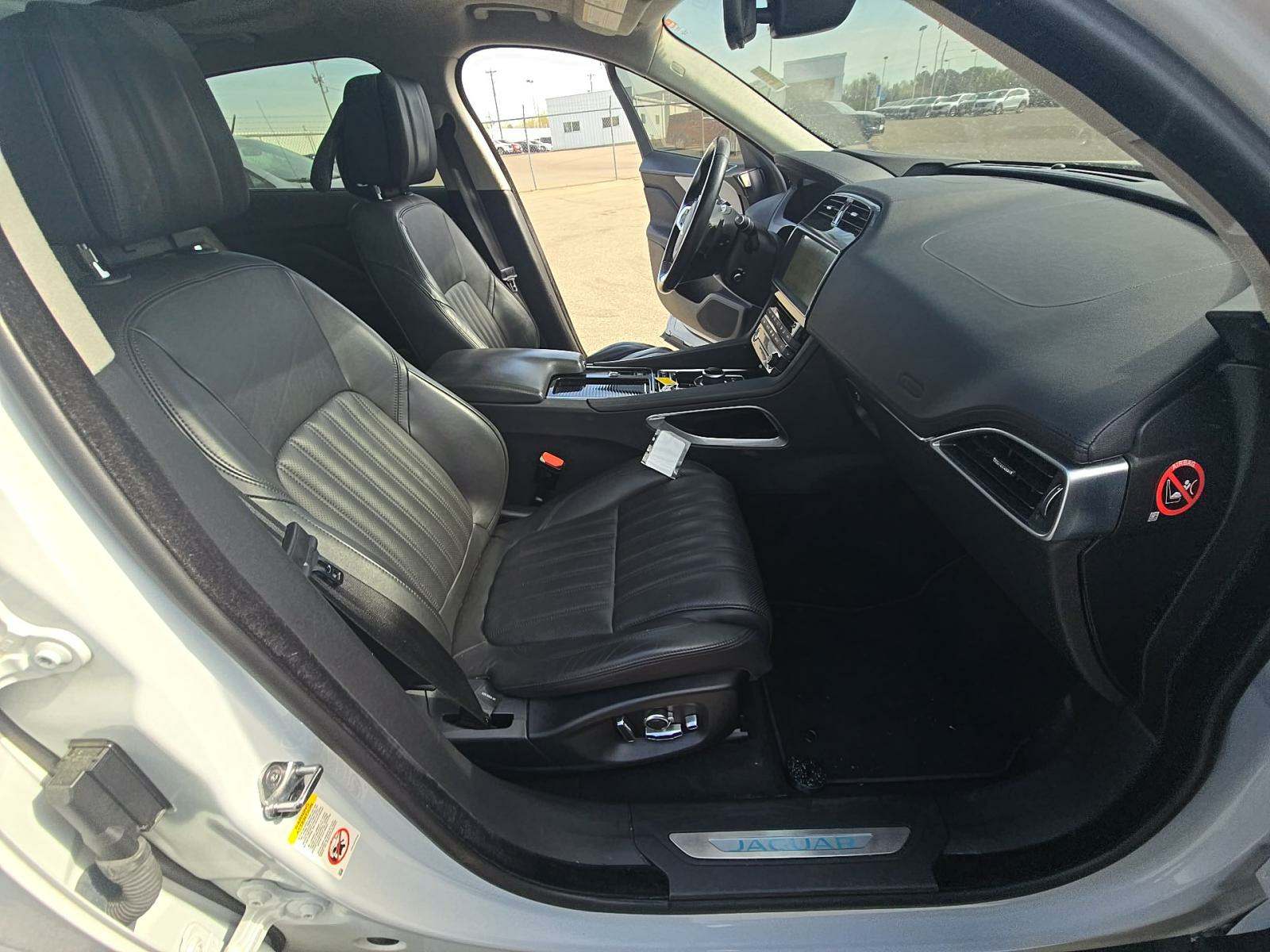 2019 Jaguar F-PACE 30t Portfolio AWD