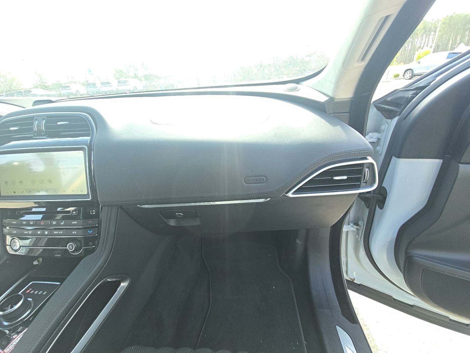 2019 Jaguar F-PACE 30t Portfolio AWD