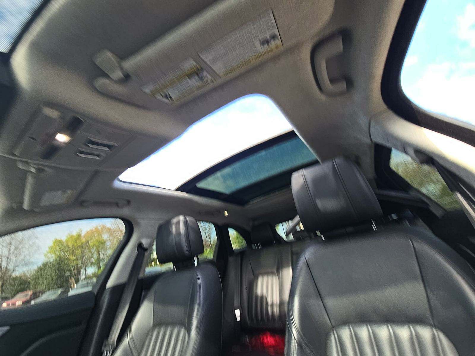 2019 Jaguar F-PACE 30t Portfolio AWD