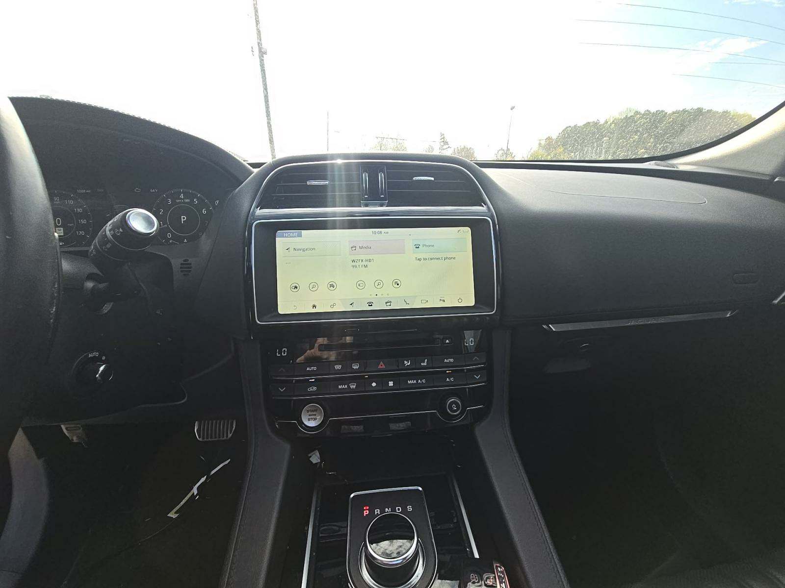 2019 Jaguar F-PACE 30t Portfolio AWD