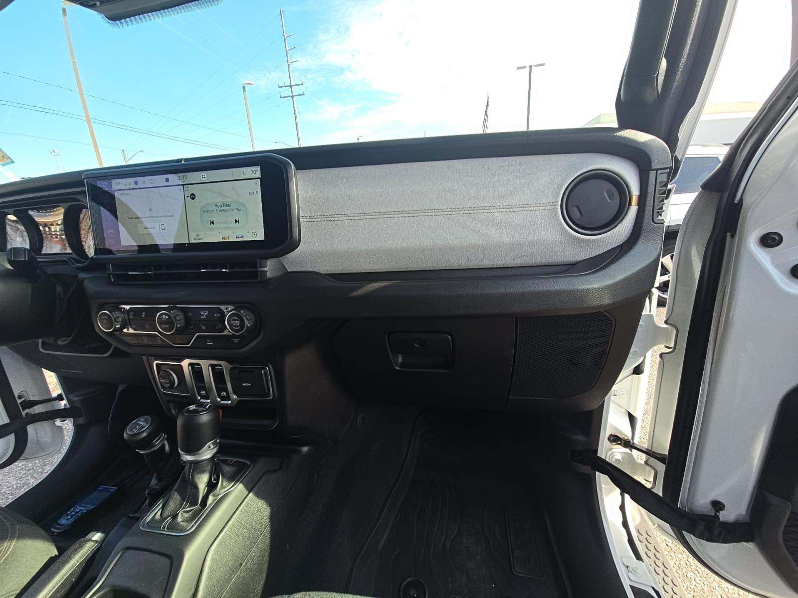 Jeep Wrangler 2 Door Sport S снимка Jeep Wrangler 2 Door Sport S