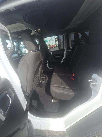 JEEP UNLIMITED SPORT S - 9