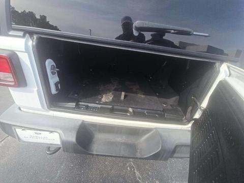 JEEP UNLIMITED SPORT S - 10