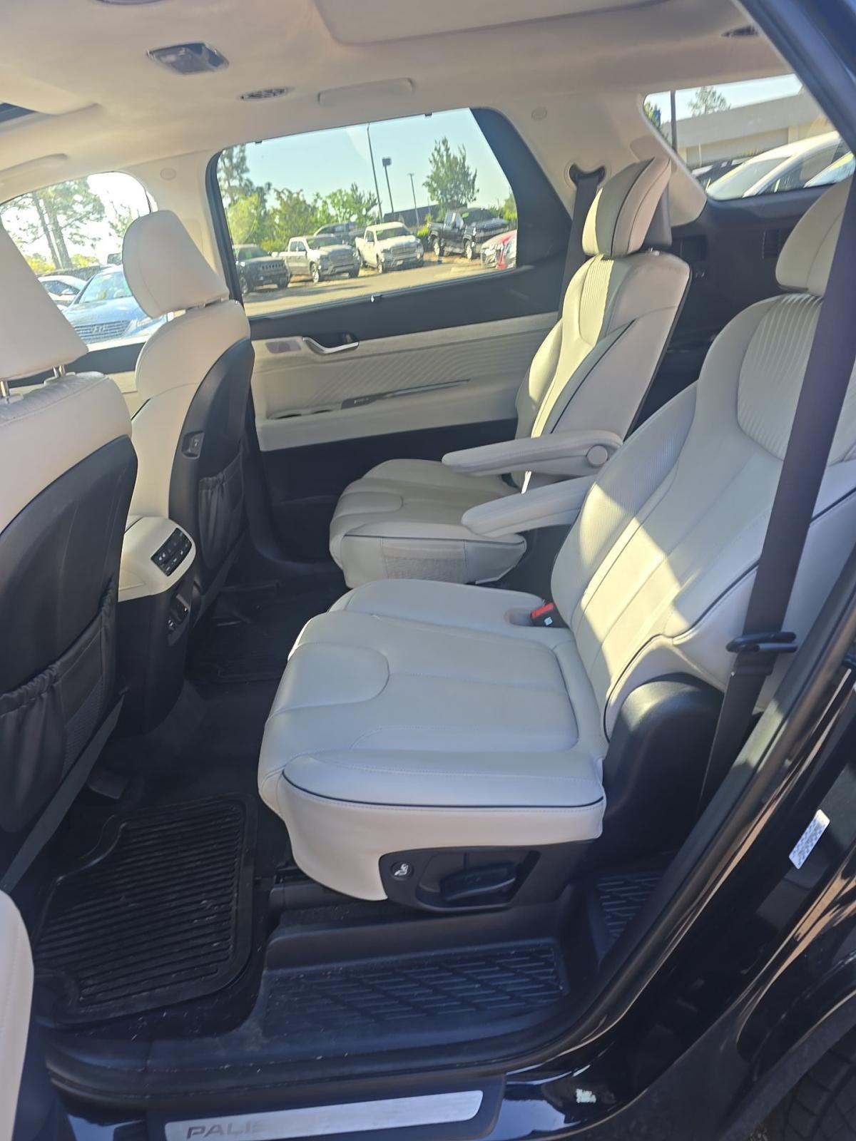 HYUNDAI CALLIGRAPHY - 9