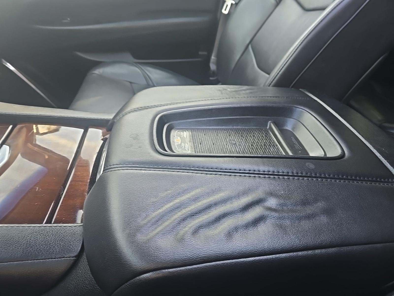 2016 Cadillac Escalade ESV Luxury AWD