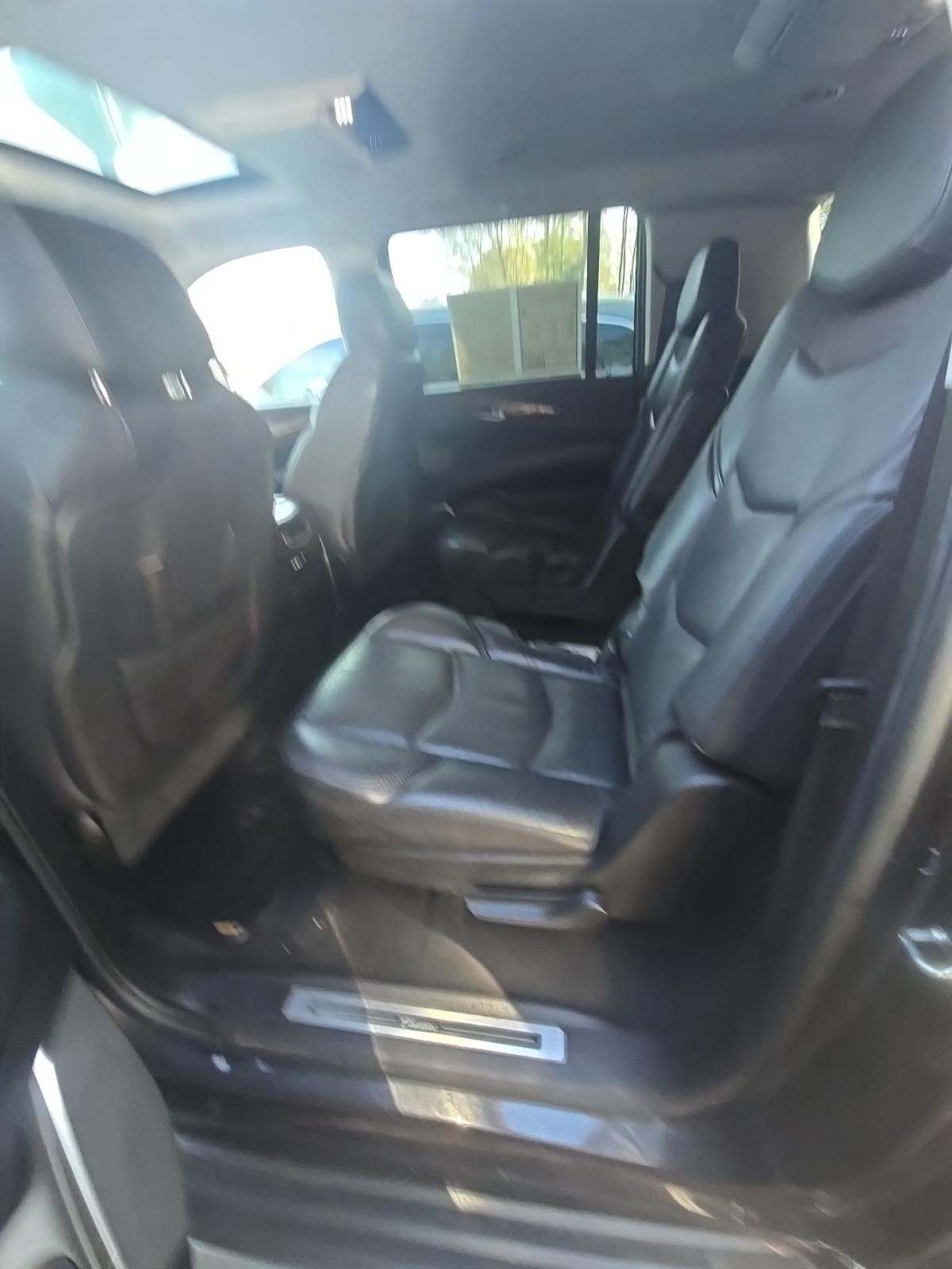 2016 Cadillac Escalade ESV Luxury AWD