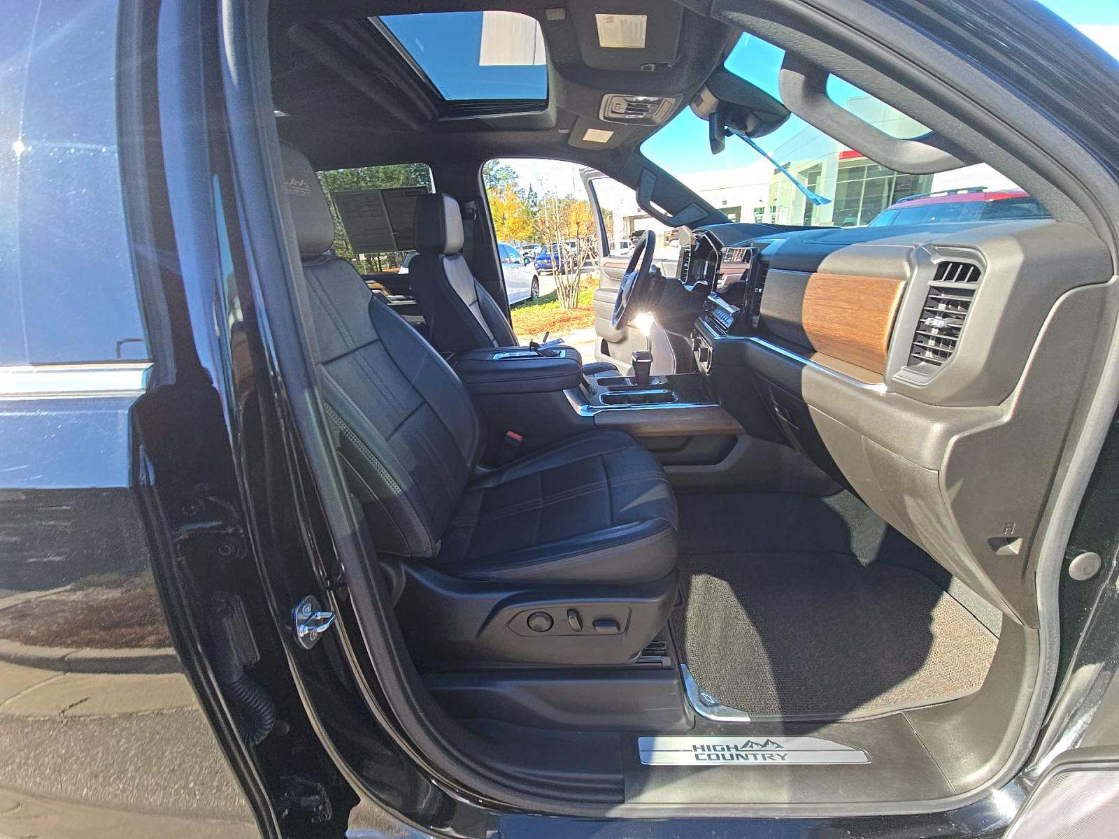 2022 Chevrolet Silverado 1500 High Country AWD