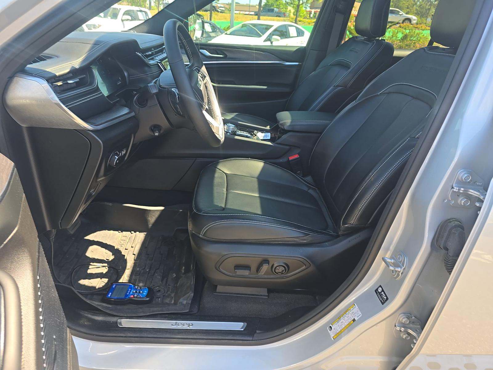 JEEP GRAND CHEROKEE - 2