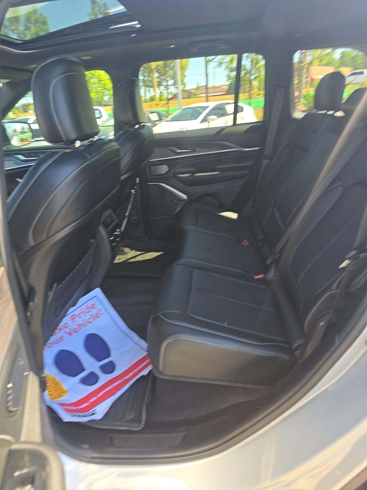 JEEP GRAND CHEROKEE - 9